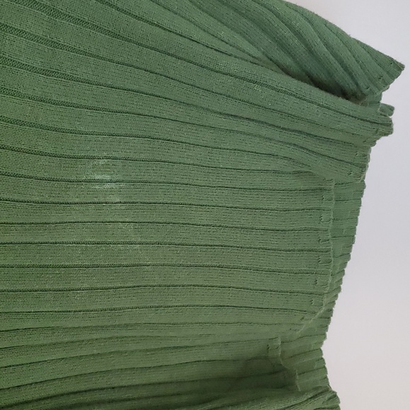 Banana Republic green sweater - Picture 4 of 6